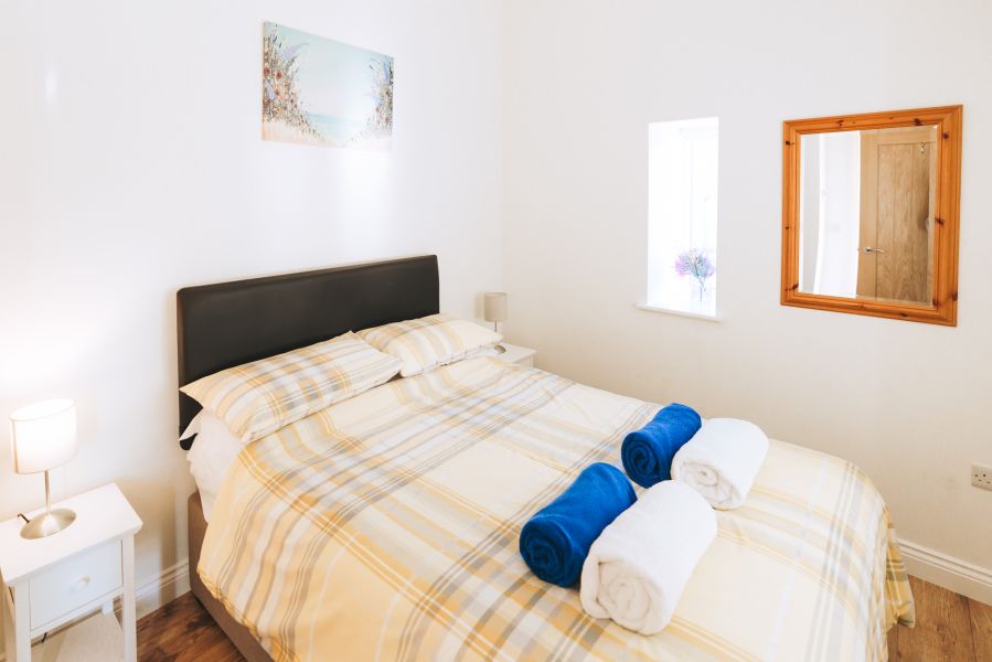 Click Here To Enlarge This Photo Of Oak Cottage