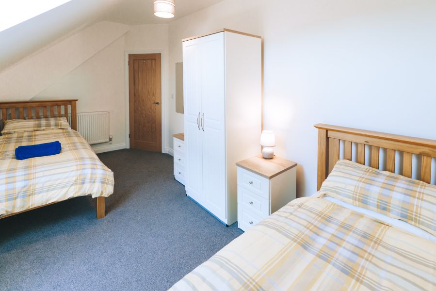 Click Here To Enlarge This Photo Of Oak Cottage